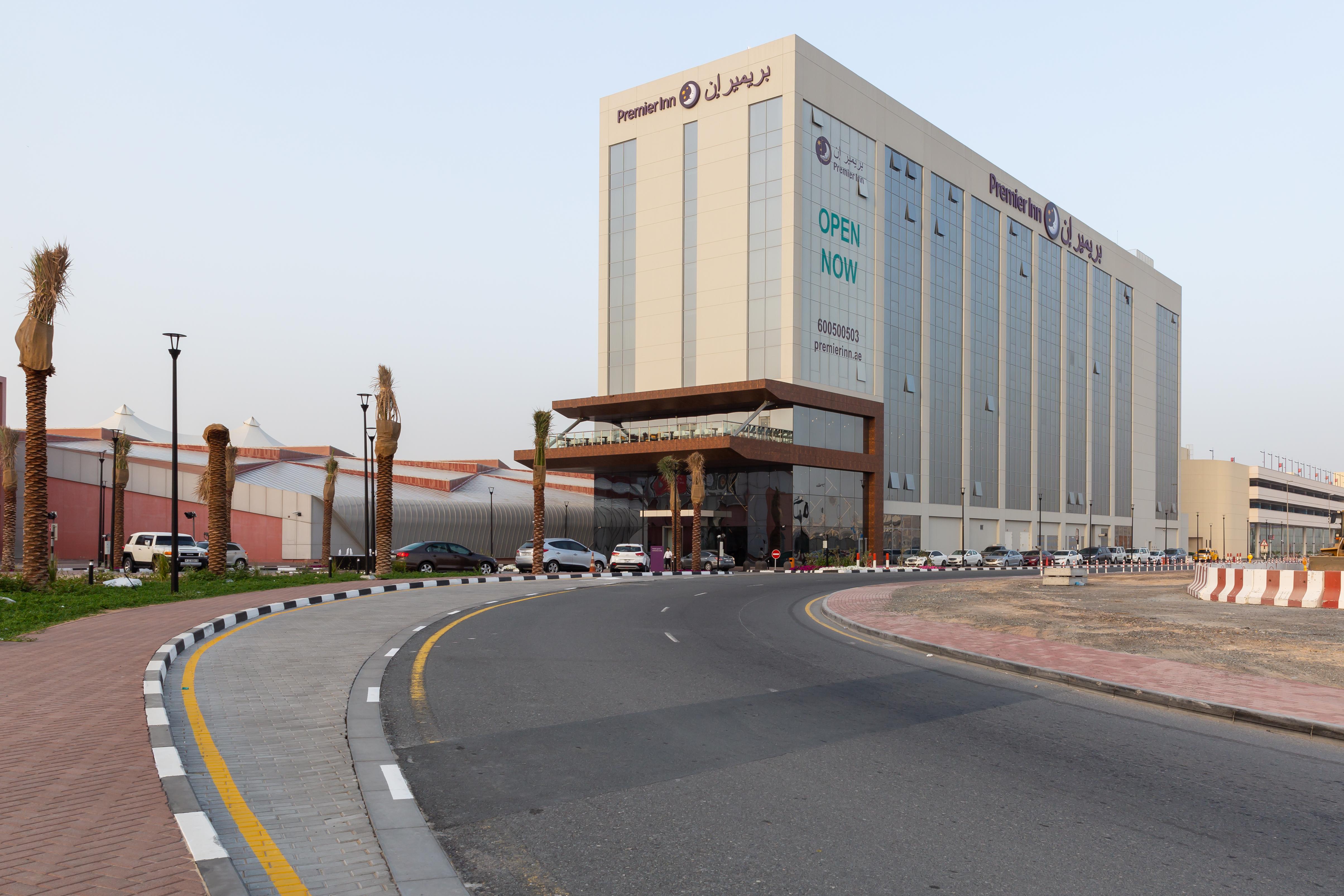 Premier Inn Dubai Dragon Mart Εξωτερικό φωτογραφία