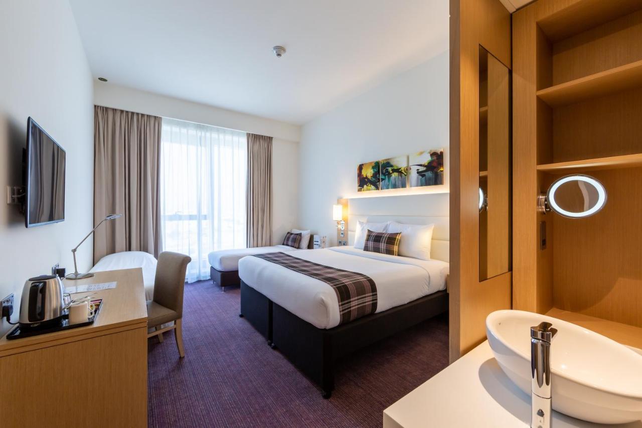 Premier Inn Dubai Dragon Mart Εξωτερικό φωτογραφία