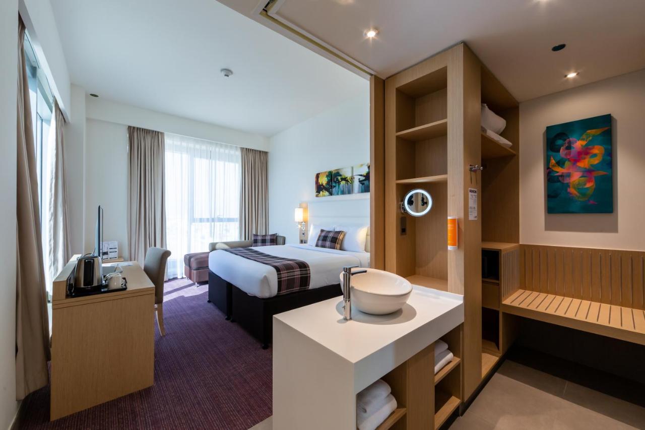 Premier Inn Dubai Dragon Mart Εξωτερικό φωτογραφία